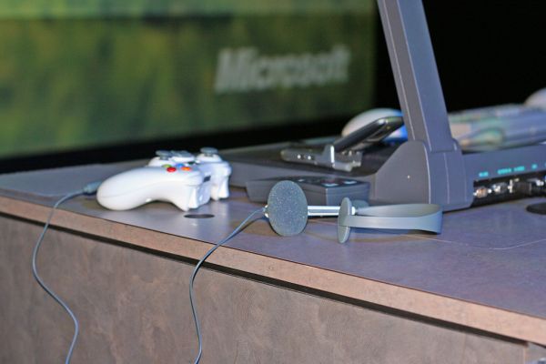 Xbox 360 wireless controller and headset