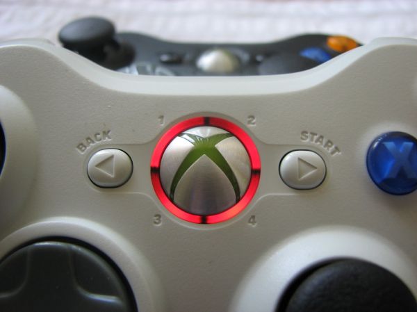 Xbox 360 Controller - Red LED Light Mod