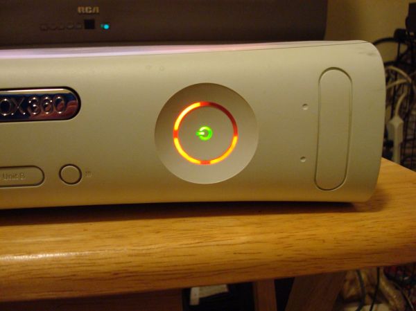 Xbox 360 - Red Ring of Death - RRoD