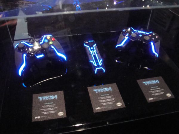 E3 2010 Disney's Tron Evolution controllers for the Xbox 360, Wii, and PS3
