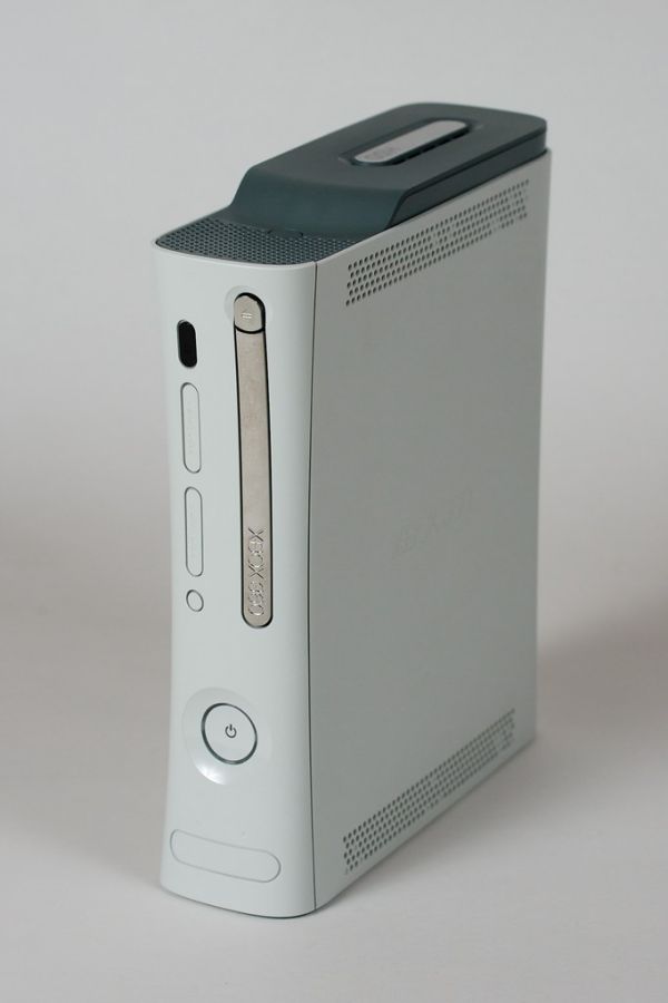 Xbox 360 (vorne/front)