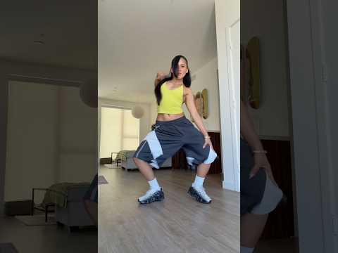 “ICONIC BY MISTAKE” Katseye Floor Dance 💛 #trend #dancing #illit #lesserafim #kpop