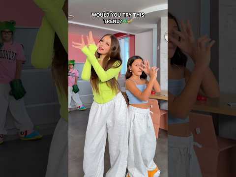 BRAZILIAN VIRAL DANCE 💃🇧🇷🎺 #dance #familyfirst @_miss_tais_ @markchirkin