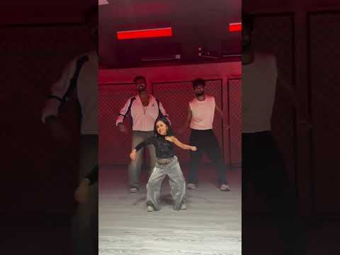 Little Kalyanii 😍🔥 #dance #dancer #dancerlife #profesionaldancer #indiandance